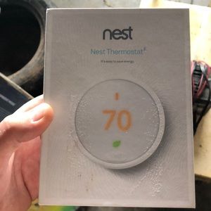 Nest WiFi thermostat